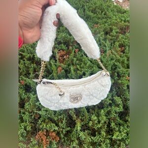 Juicy couture let’s get cozy shoulder bag in color angel